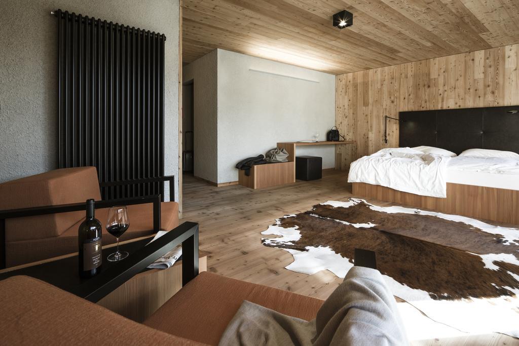 Hotel Weisses Kreuz Burgusio Exteriér fotografie